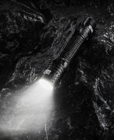 Nitecore EDC31 USB-C Rechargeable LED Flashlight - 3500 Lumens